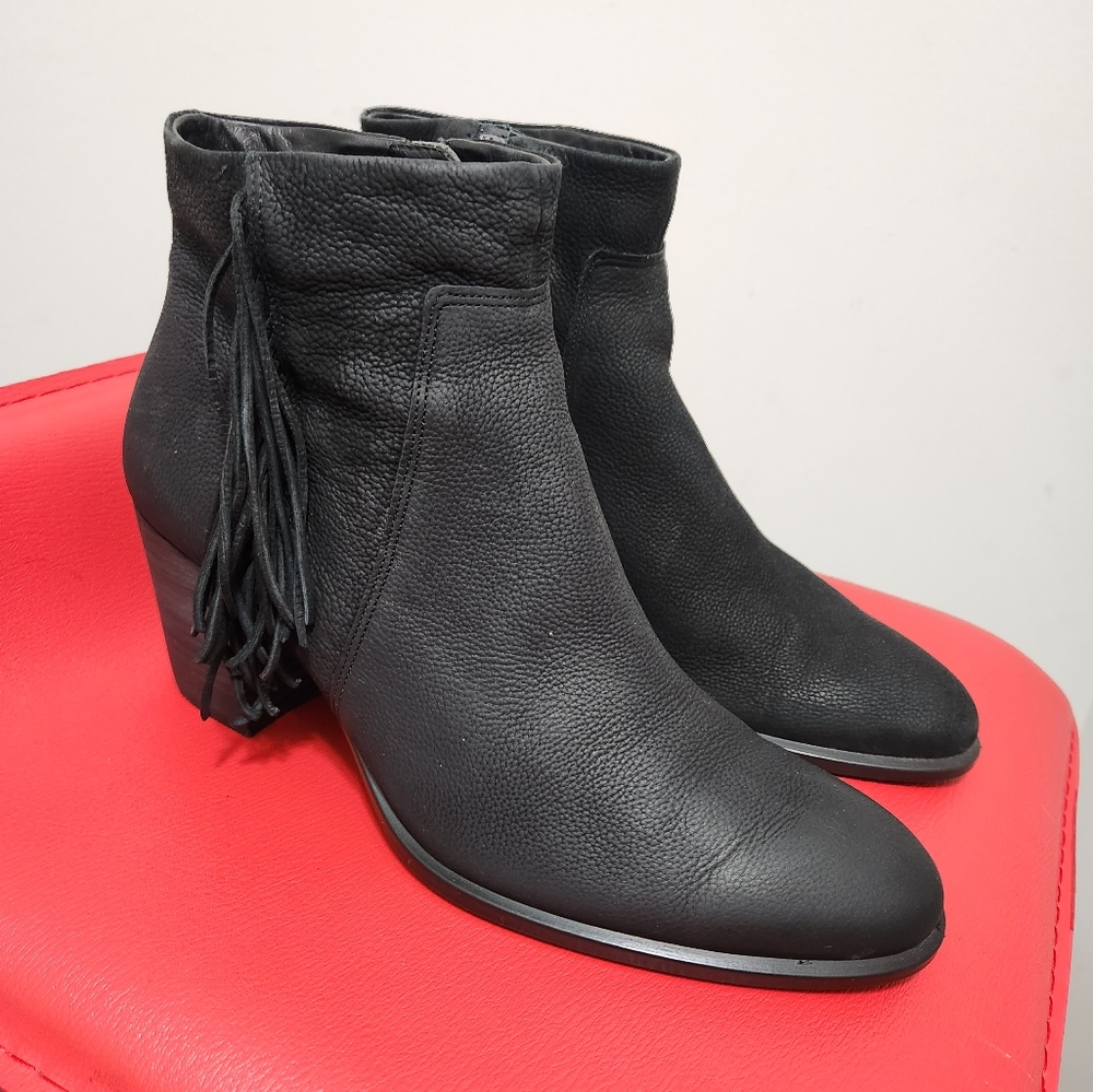 Ecco Women's Black Leather Ankle Boots Size 41 EUR Size 9.5 USA